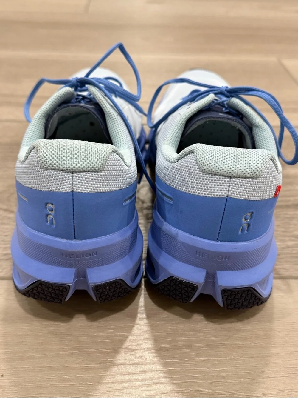 On Cloudventure Women’s 10 Arctic Marina 32.99256 Trail Running Shoes Comfort
